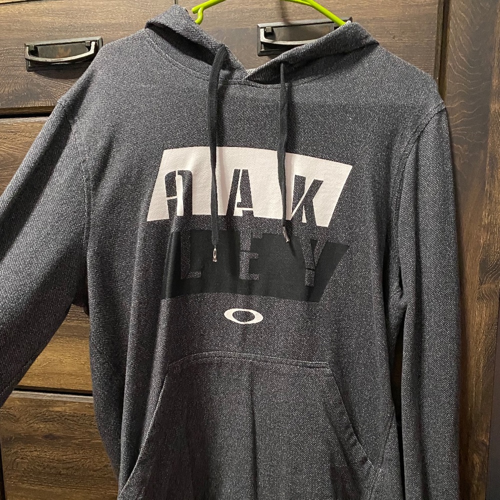 Oakley Hoodie